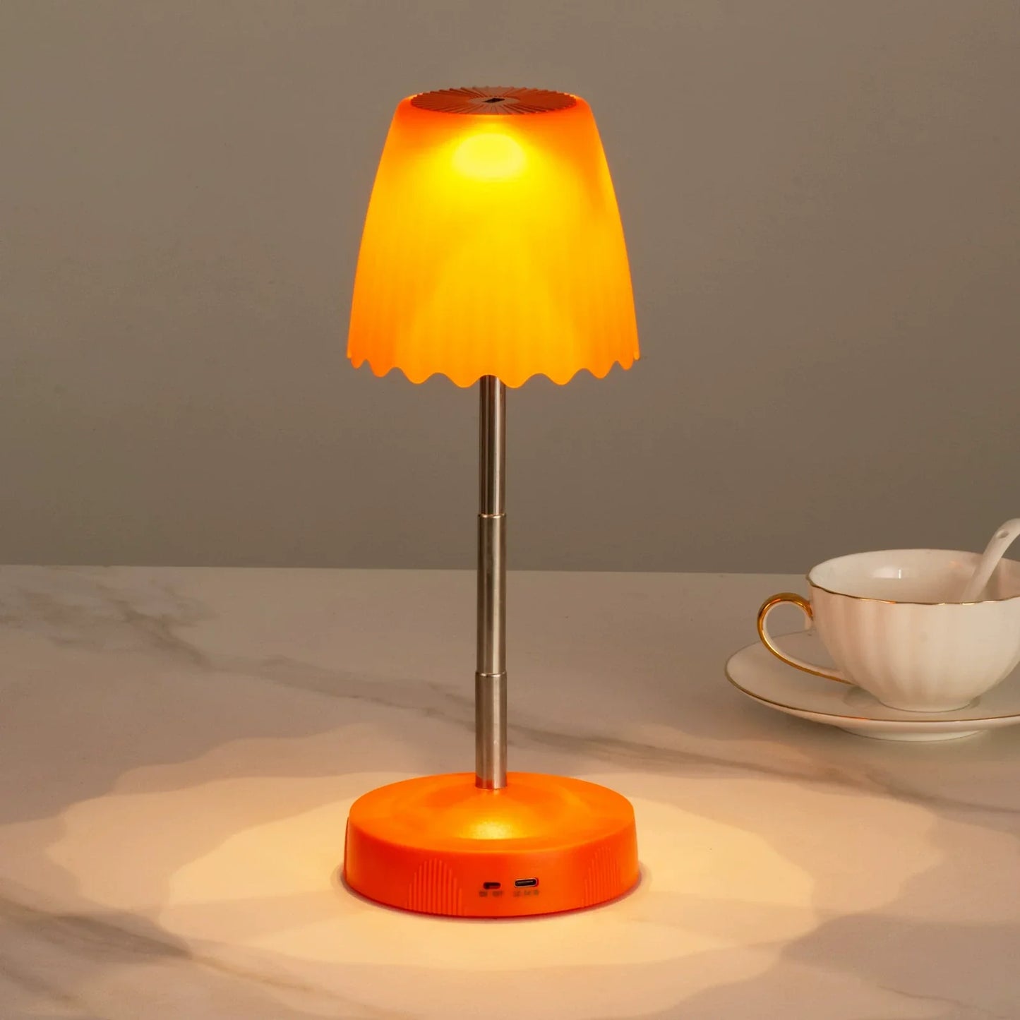 Compact USB Bedside Table Lamp
