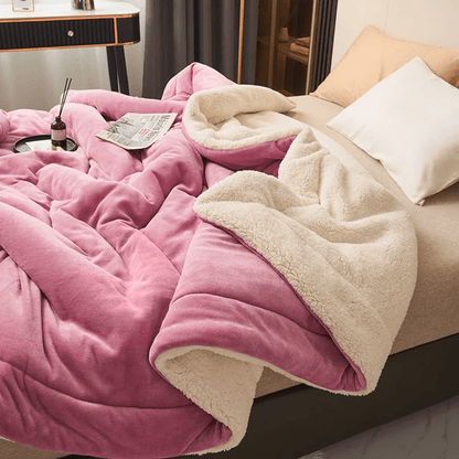 Cozy Plush Fleece Blanket for Winter Warmth