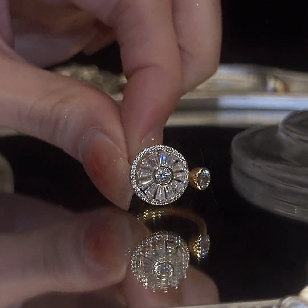 Vibrant Rotating Flower Ring