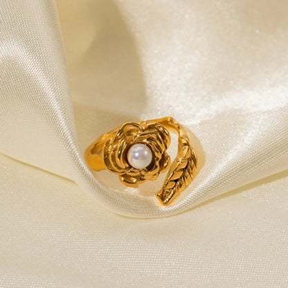 Elegant White Pearl Adjustable Band Ring