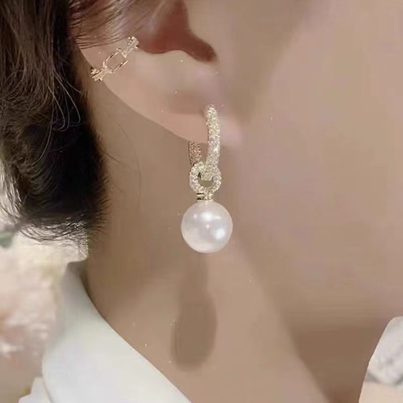 Beautiful Round Heart Drop Earrings