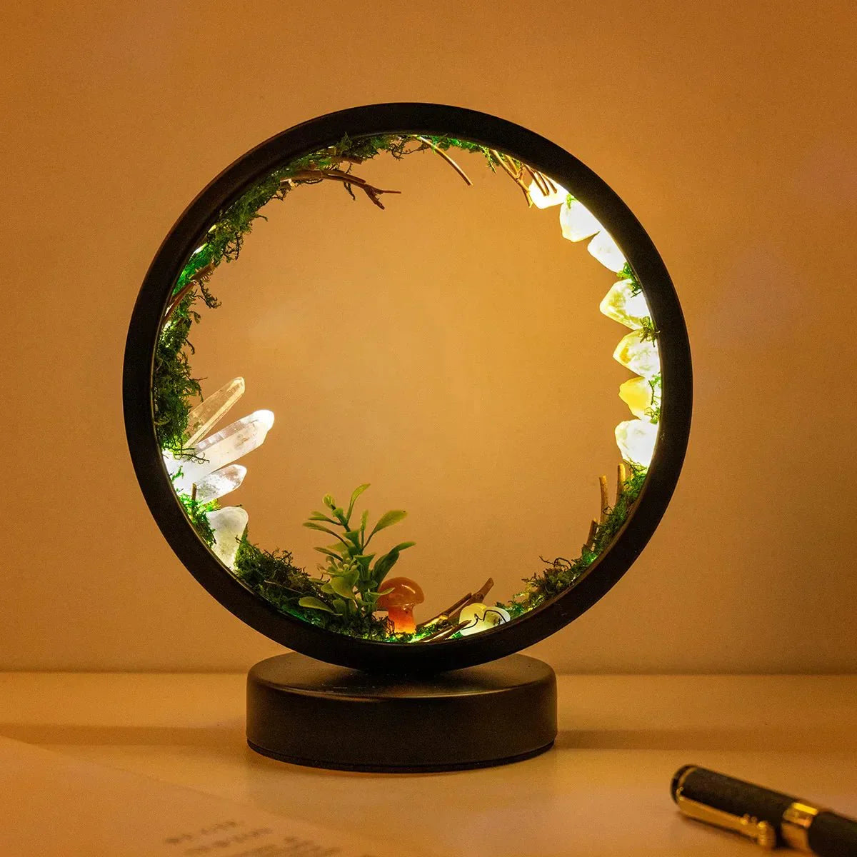 Beautiful Glass Table Lamp with Green Crystals - Luxicro