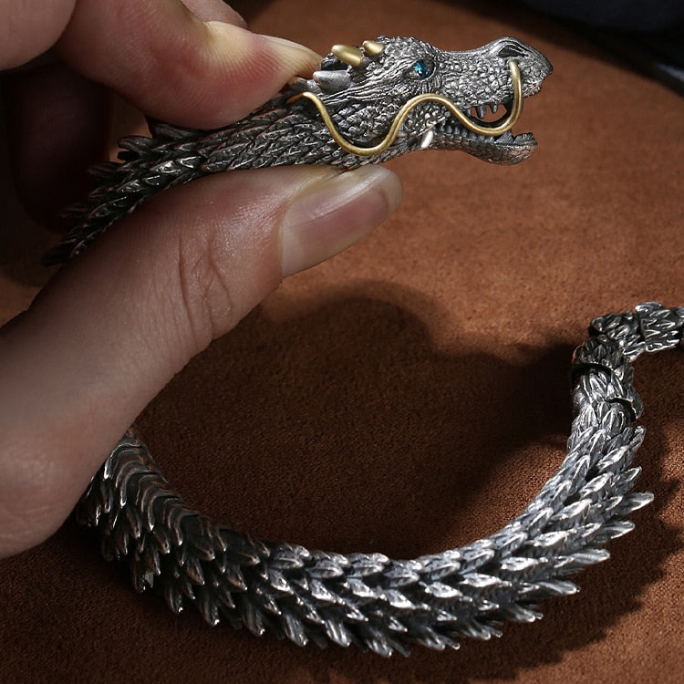 Stylish Dragon Pendant Bracelet