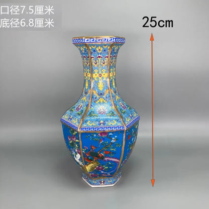 Traditional Antique Style Chinese Vase