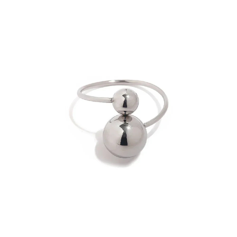 Elegant 14K Gold Double Ball Cocktail Ring