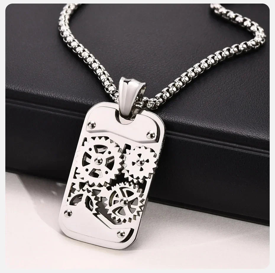 Stylish Mechanical Gear Pendant Necklace