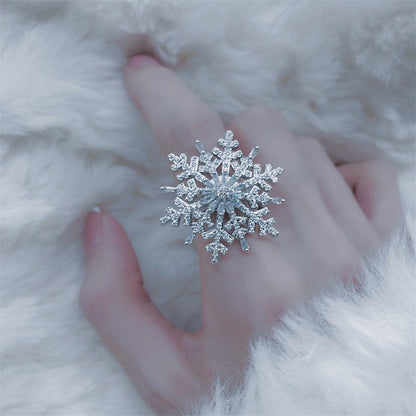 Sparkling Ice Crystal Spinning Ring