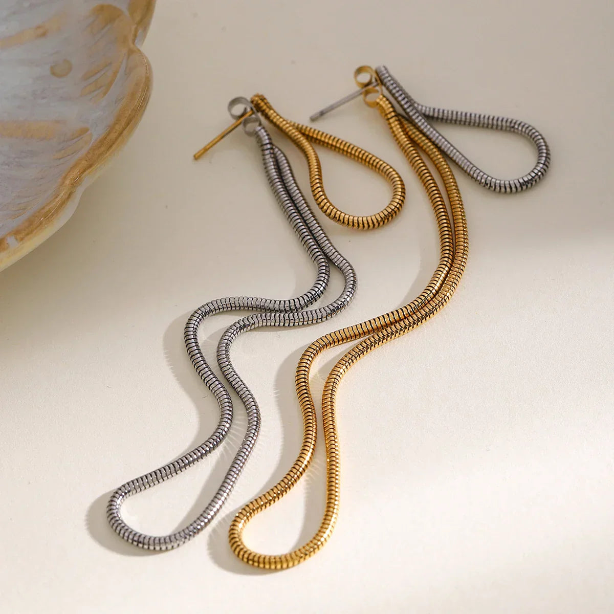 Trendy Snake Pendant Dangle Earrings