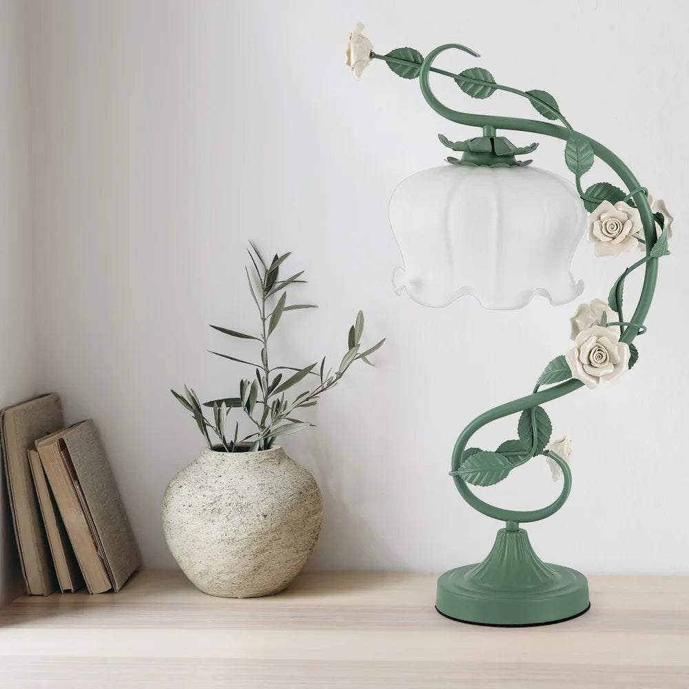 Elegant Flower Desk Lamp
