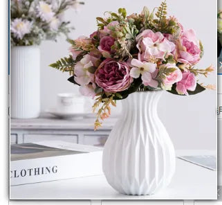 Lovely Decorative Flower Vase - Luxicro