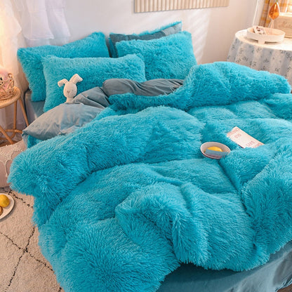Cozy Comfortable White Bedding Set
