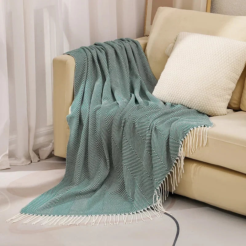 Cozy Gray Geometric Throw Blanket