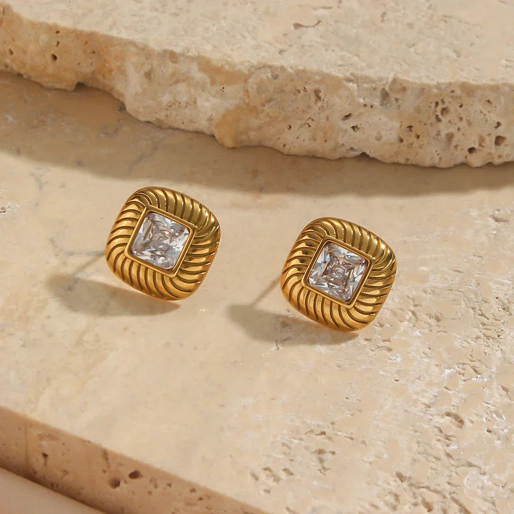 Luxury Swirl Pattern Diamond Earrings