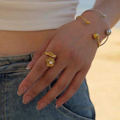 Elegant White Pearl Adjustable Band Ring