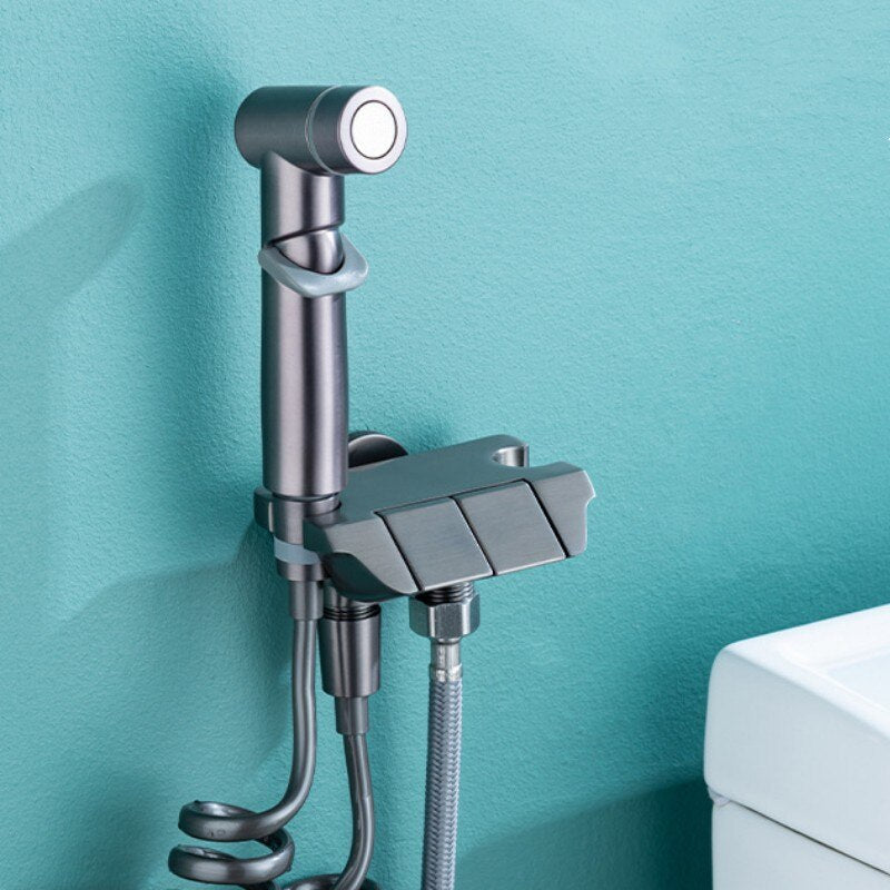 Effective Shower and Faucet Cleaning Spray - Luxicro