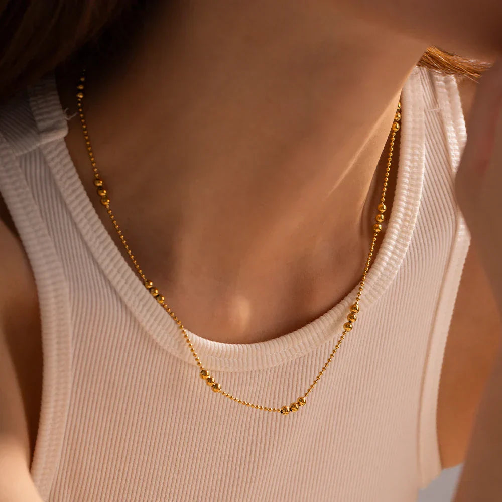 Dainty 3 Pearl Drop Gold Chain Necklace - Luxicro