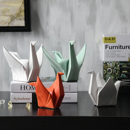 Small Bird Figurine Simple Desk Decoration - Luxicro