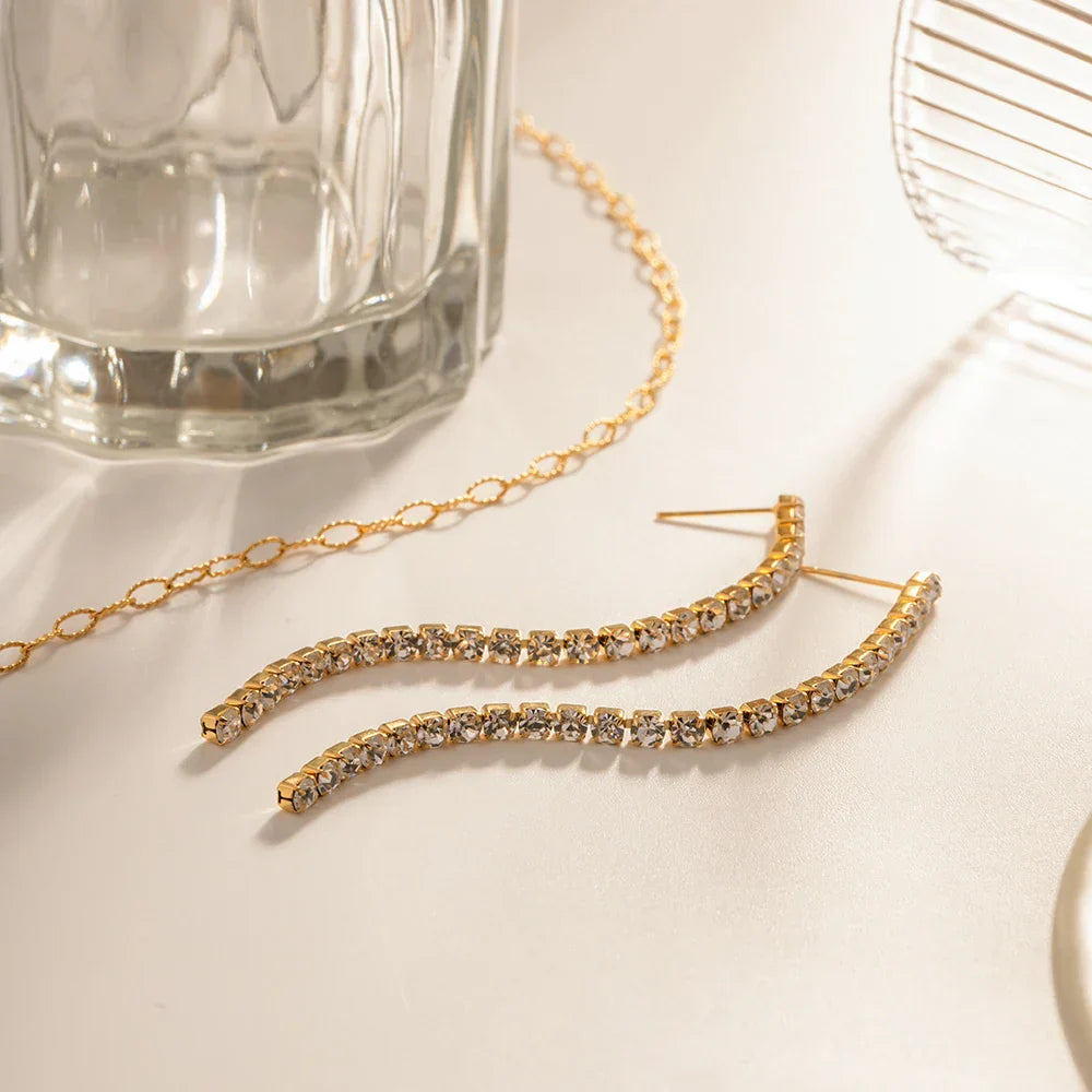Elegant 18k Gold Tassel Dangle Earrings