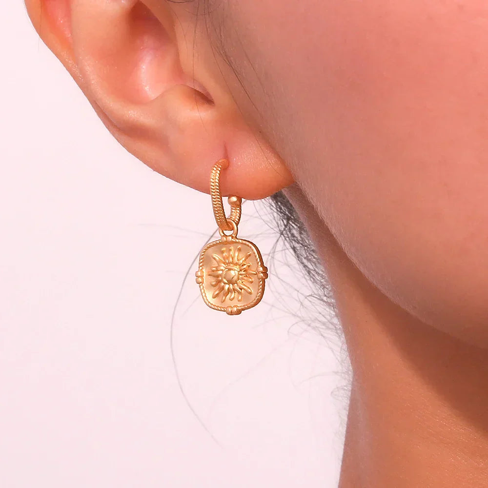 Dainty Yellow Gold Teardrop Earrings
