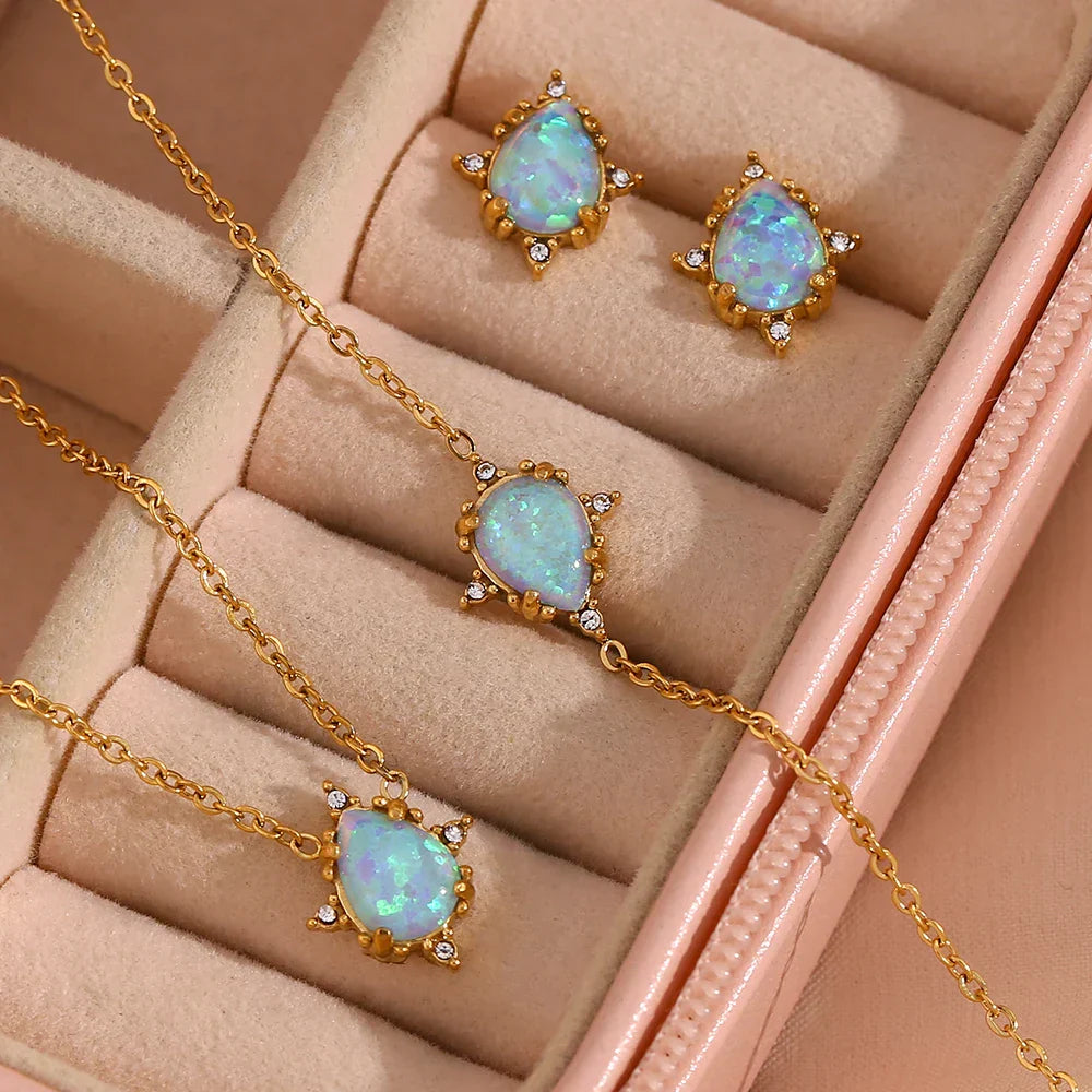 Elegant Shine Gemstone Necklace Set