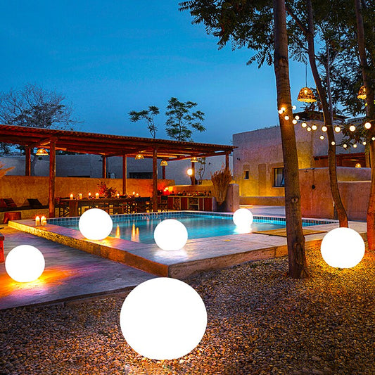 Bright Outdoor Solar Powered Garden Globe Light - Luxicro