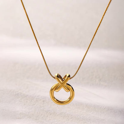 Elegant Bar Chain Kiss Necklace - Luxicro