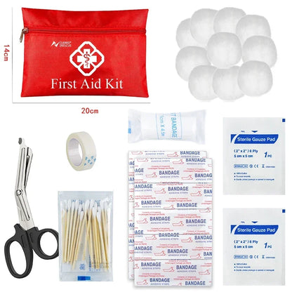 Essential Outdoor Survival Gear Kit