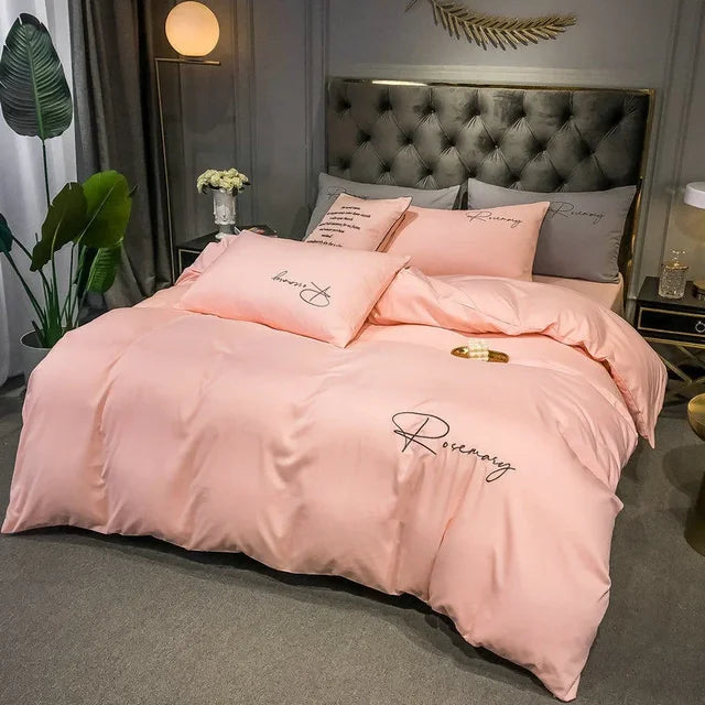 Elegant Patterned Bedding Set