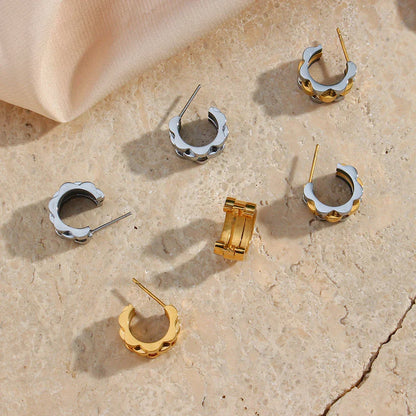 Fashionable Clock Design Dangle Earrings
