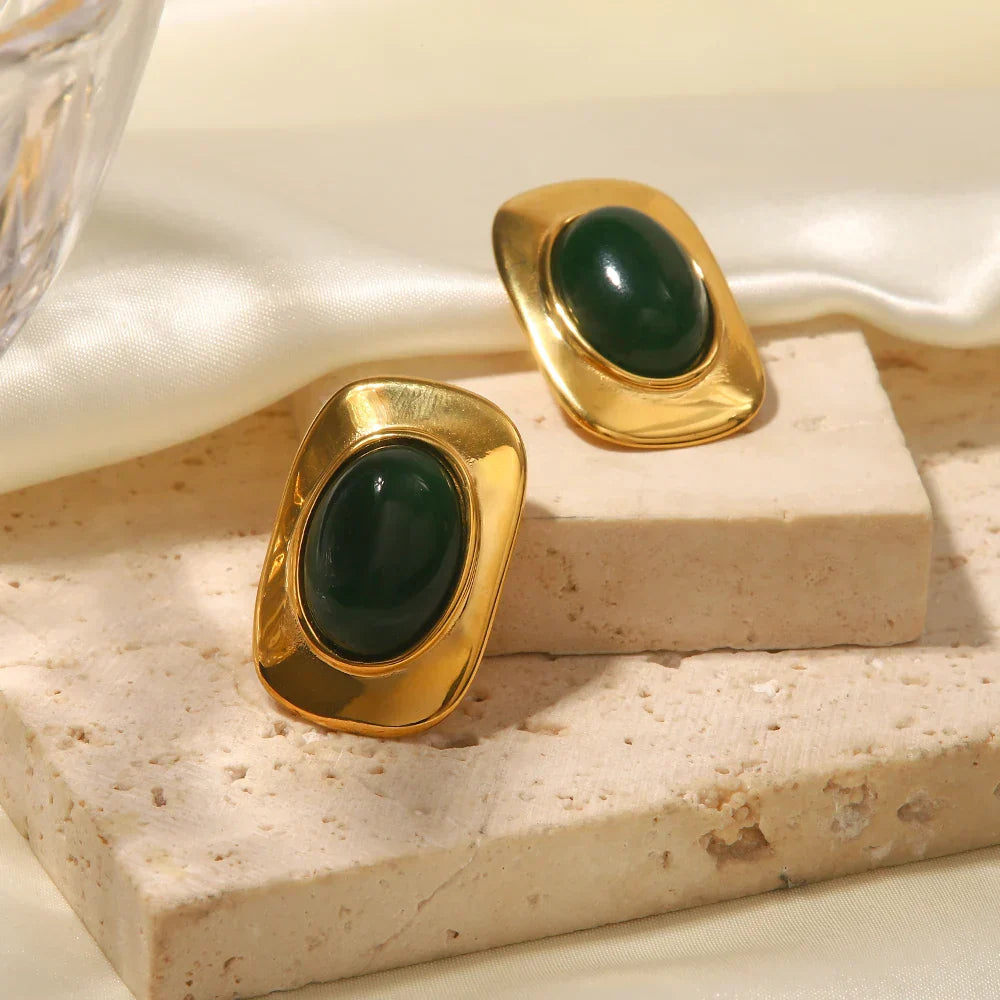 Elegant Emerald Teardrop Dangle Earrings