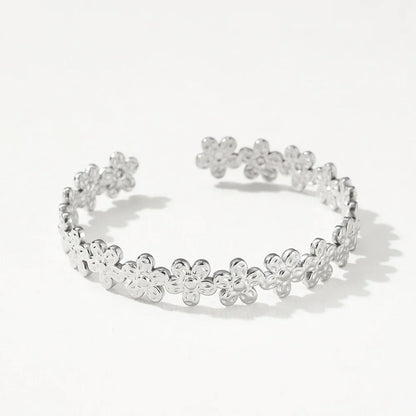 Elegant Flower Design Cuff Bangle