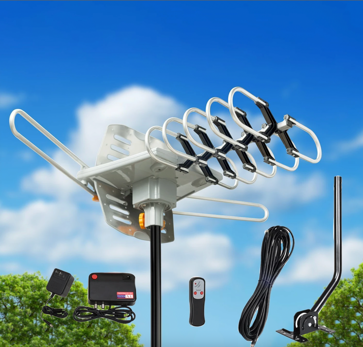 Long Range Motorized TV Antenna with 360° Rotation - Luxicro