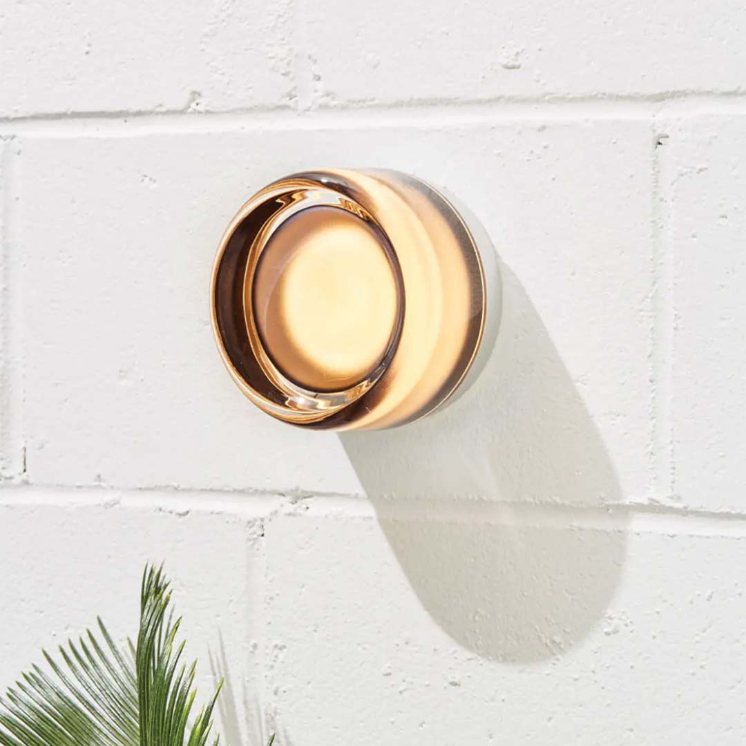 Contemporary LED Mounting Light for Living Rooms - Luxicro