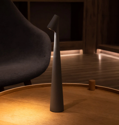 Simple Wireless LED Desk Lamp