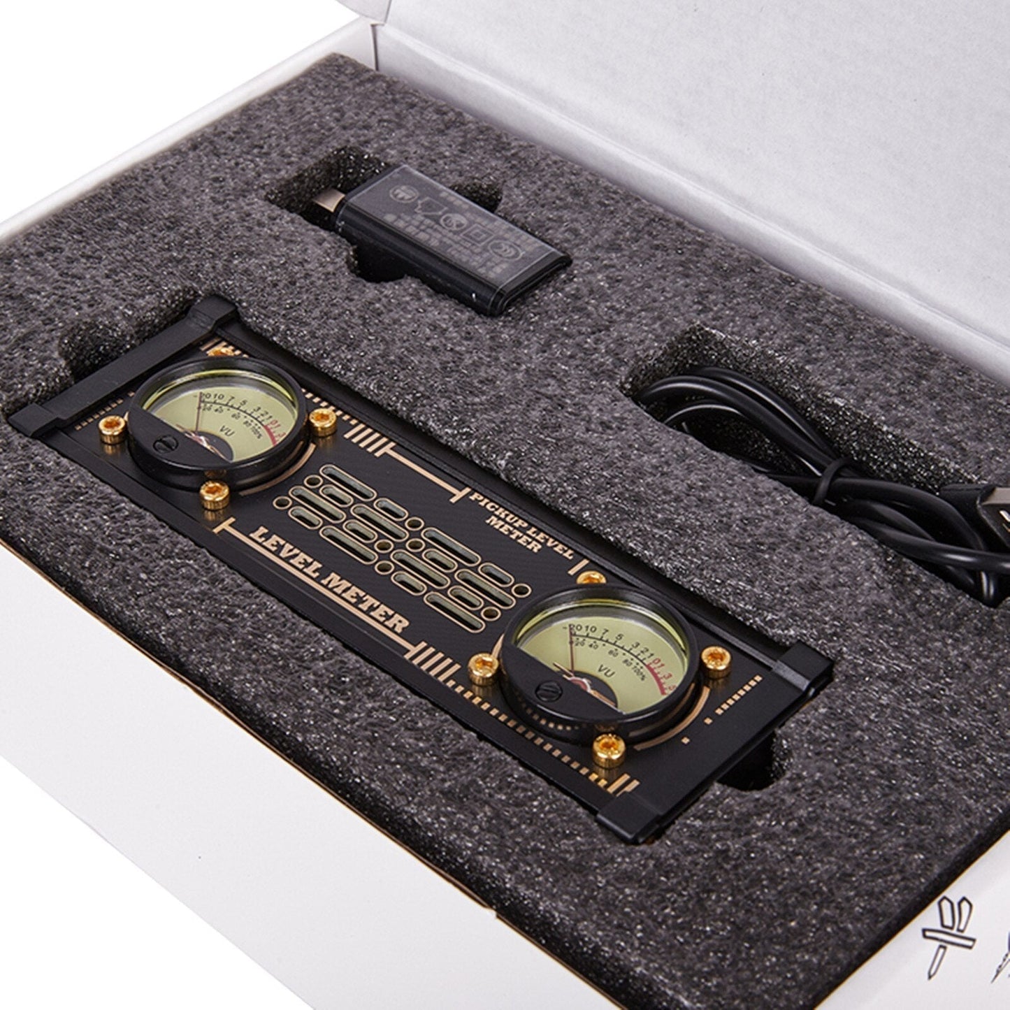 Retro Analog Audio Meter