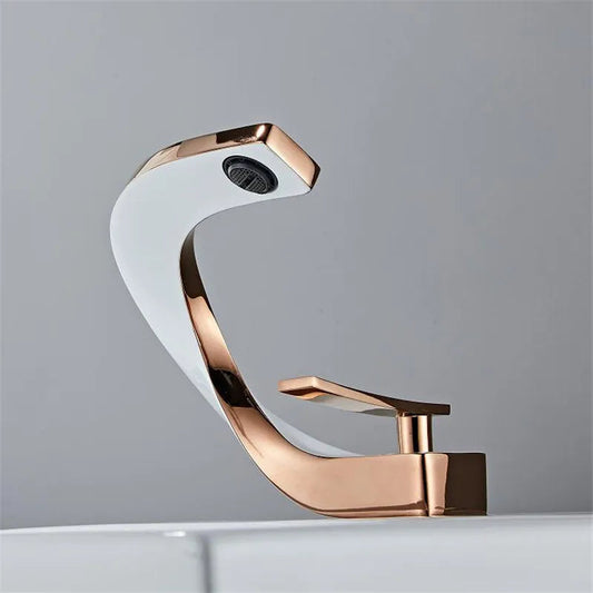 Contemporary Stylish Mounted Kitchen Faucet - Luxicro