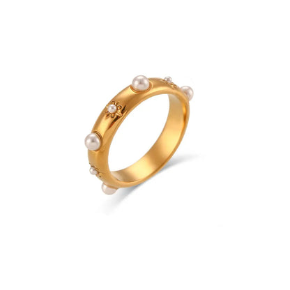 Glamorous Diamond Gold Engagement Ring