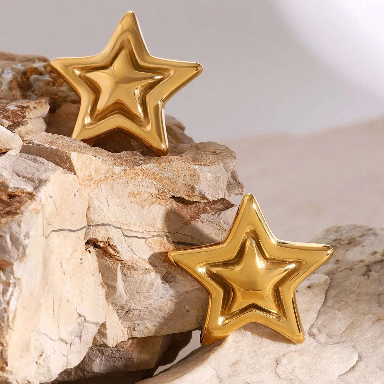 Trendy Celebrity Inspired Stud Earrings - Luxicro