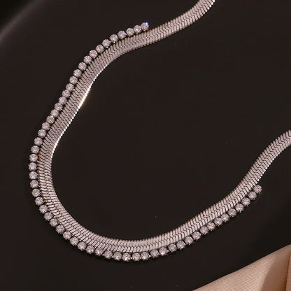 Elegant Herringbone Glitter Diamond Necklace