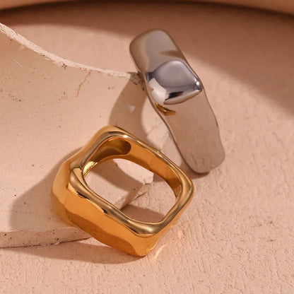 Premium 18k Gold Plated Square Ring - Luxicro