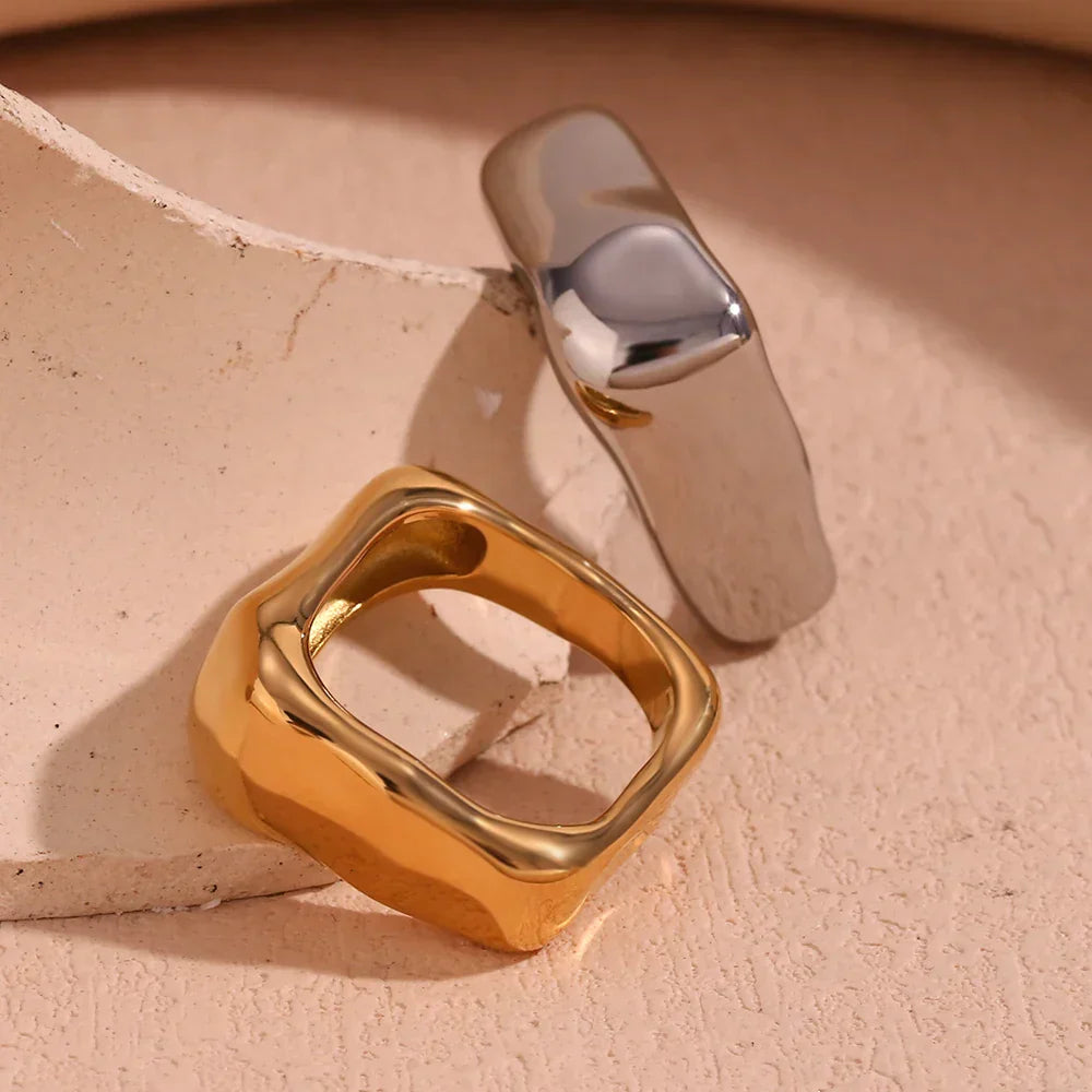 Elegant Metallic Designed Square Ring - Luxicro