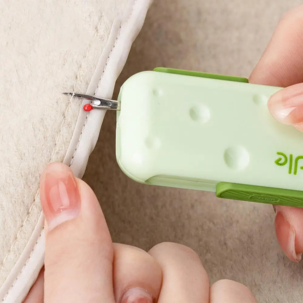 Simple Sewing Needle Threader Tool Set