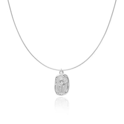 Dainty Floral Pendant Chain Necklace