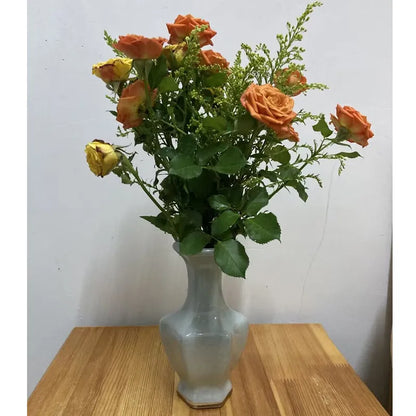 Traditional Antique Style Chinese Vase