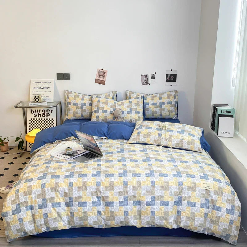 Comfortable Bedroom Sheet Set with Pillowcase