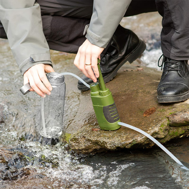 Compact Outdoor Water Filter Emergency Kit