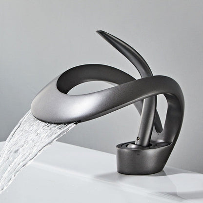Contemporary Chrome Finish Sink Faucet - Luxicro