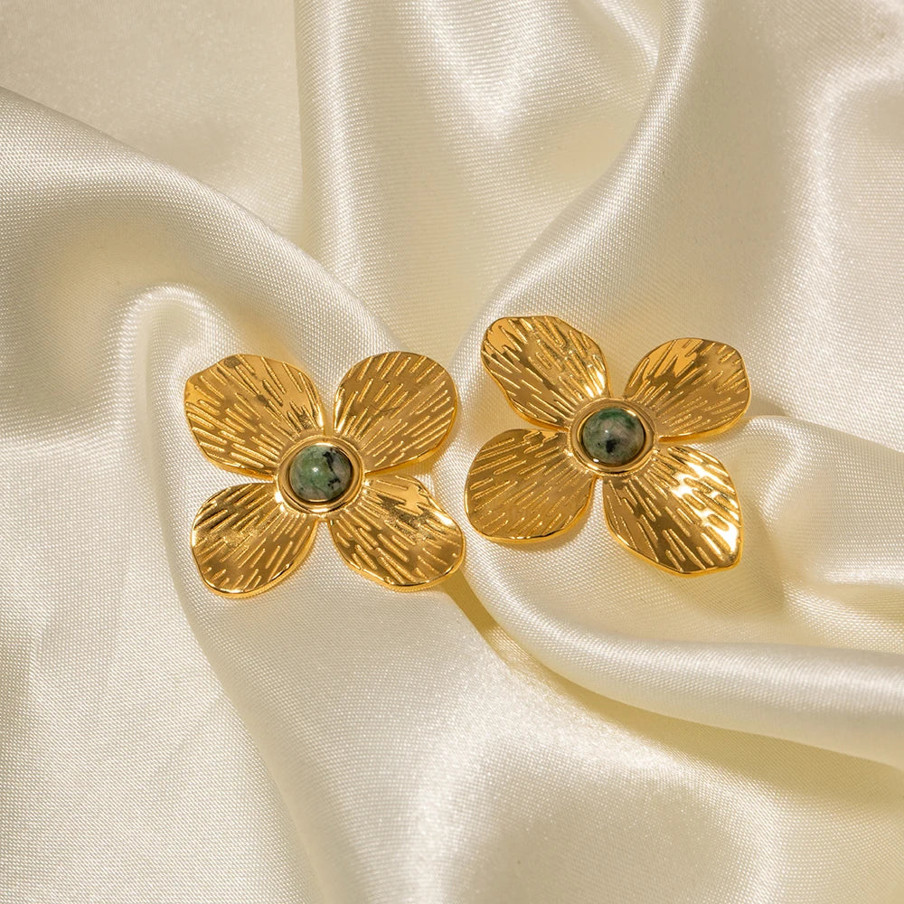 Elegant Emerald Drop Earrings