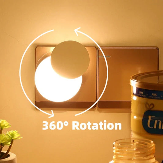Bright Automatic LED Nightlight with Plug - Luxicro