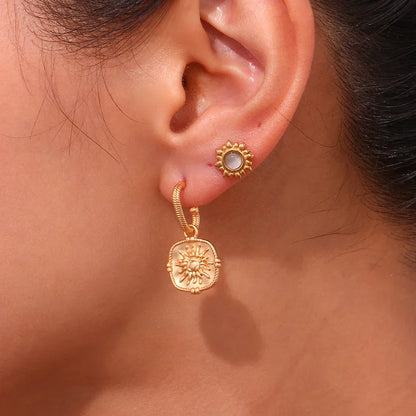 Dainty Yellow Gold Teardrop Earrings